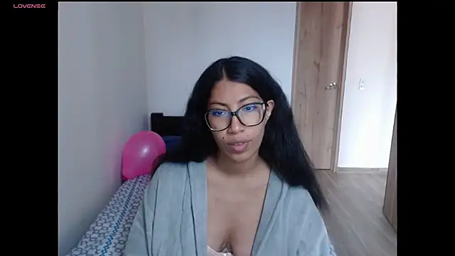 sofia rosse4 online show from February 26, 2025, 3:43 pm