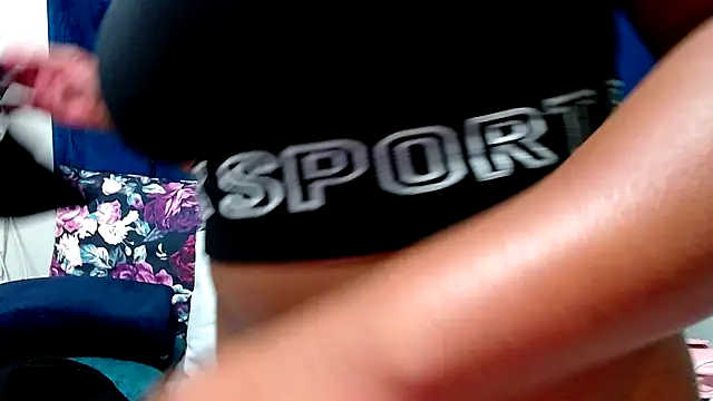 HotSmallTits online show from April 30, 2026, 5:53 pm