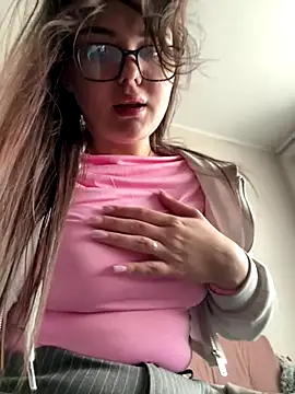 NikaMur online show from October 5, 2025, 3:30 am