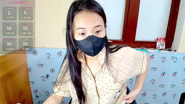   Saphia   online show from April 16, 2026, 12:55 am