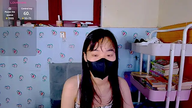   Saphia   online show from March 5, 2025, 12:38 am