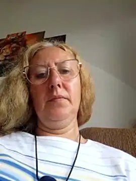 MILEIDE980 online show from February 2, 2026, 2:16 pm