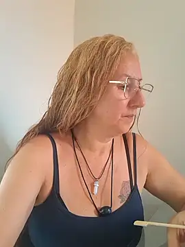 MILEIDE980 online show from November 21, 2025, 4:28 pm