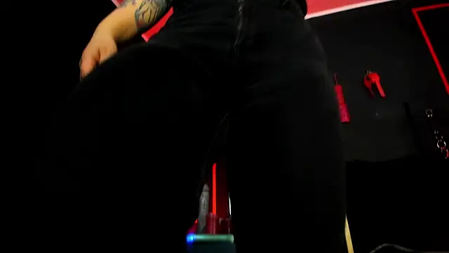 CharlotteScotte online show from November 12, 2025, 12:09 pm