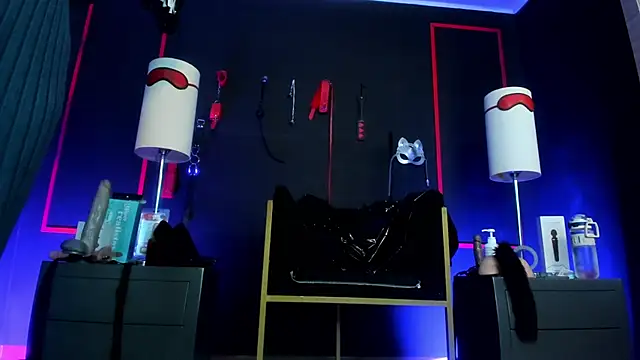 CharlotteScotte online show from October 30, 2025, 12:25 pm