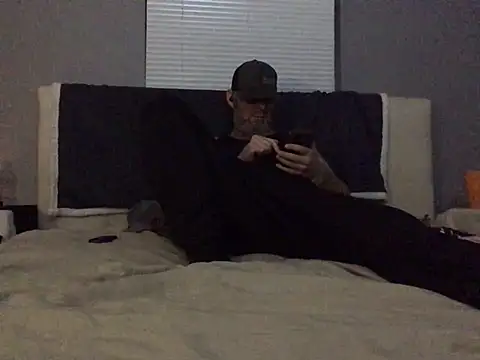 Cummerforyouu2 online show from January 28, 2025, 3:36 am