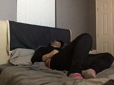 Cummerforyouu2 online show from February 22, 2025, 4:07 am