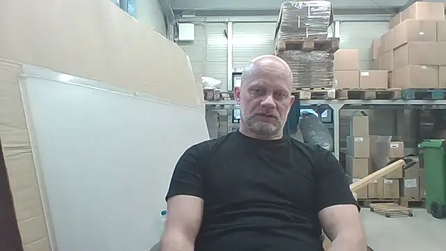 Snapshot of Boomerhun chatting on February 15, 2026, 2:27 pm Boomerhun online show from February 15, 2026, 2:27 pm