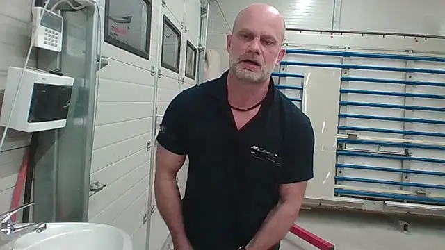 Boomerhun online show from December 3, 2025, 5:45 pm