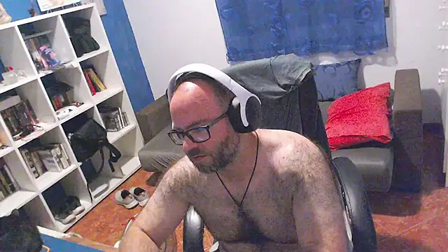 ravingr4d4 online show from July 3, 2026, 11:33 pm