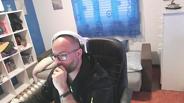 Snapshot of ravingr4d4 chatting on March 9, 2026, 1:47 pm ravingr4d4 online show from March 9, 2026, 1:47 pm