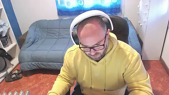 Snapshot of ravingr4d4 chatting on March 17, 2026, 9:45 am ravingr4d4 online show from March 17, 2026, 9:45 am