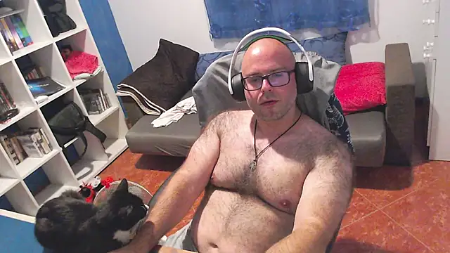 ravingr4d4 online show from July 31, 2026, 11:13 pm