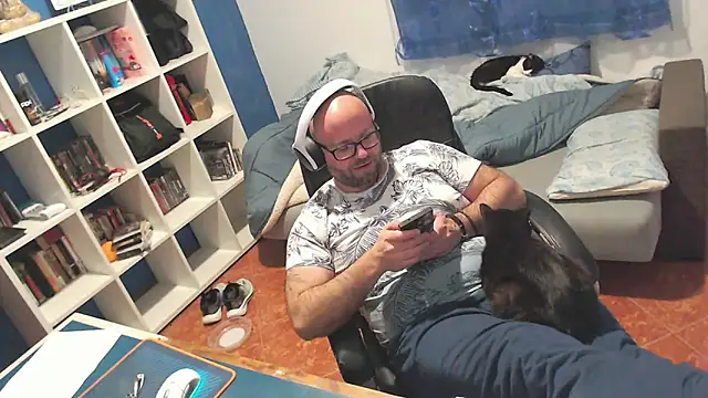 Snapshot of ravingr4d4 chatting on March 4, 2026, 11:45 pm ravingr4d4 online show from March 4, 2026, 11:45 pm