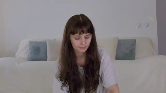 LilyRoselyn online show from January 13, 2026, 6:45 pm