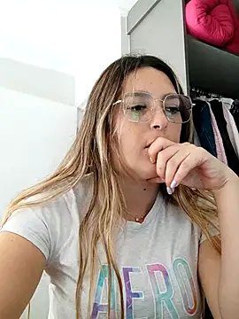 Daniela77771 online show from March 28, 2026, 2:40 pm