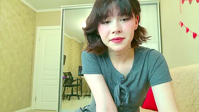 Alisa Black Star online show from September 28, 2025, 6:42 am