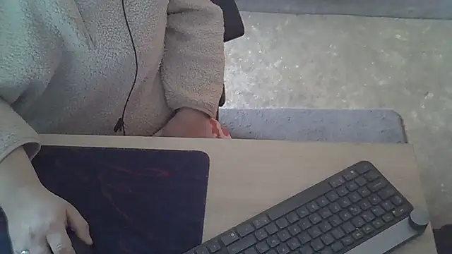 Silvia2277 online show from February 3, 2026, 7:13 am