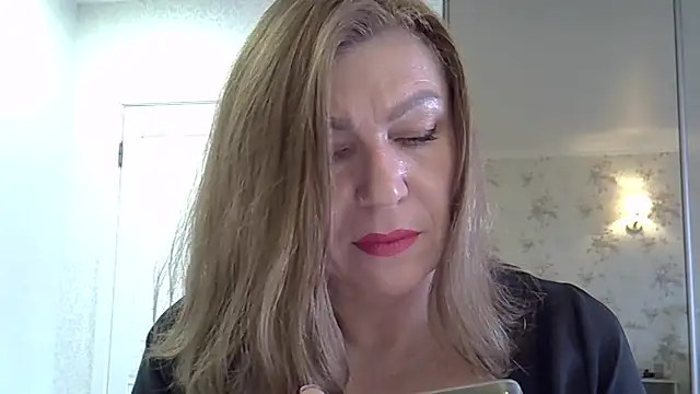 Alexandra-Rosee online show from November 20, 2025, 6:25 am