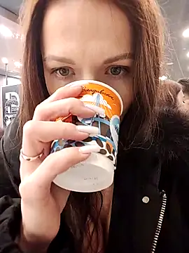 Brilliant-Queen1 online show from February 8, 2026, 9:07 am