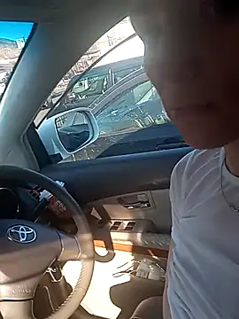 Brilliant-Queen1 online show from March 13, 2025, 11:49 pm