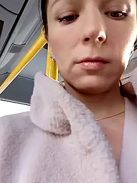 Brilliant-Queen1 online show from December 5, 2024, 11:56 pm