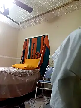 Snapshot of Heriy69 chatting on September 27, 2025, 5:30 pm Heriy69 online show from September 27, 2025, 5:30 pm