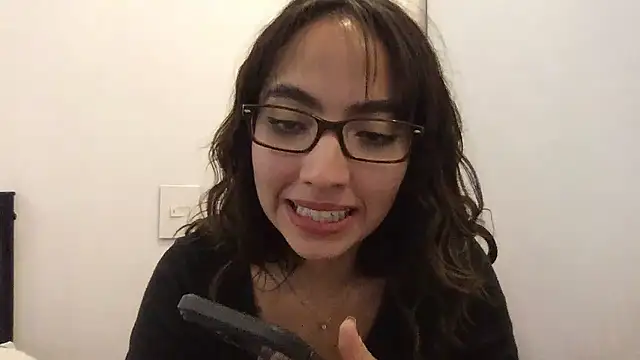 Sophi  a online show from January 10, 2026, 1:12 am