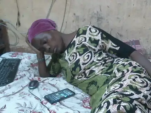 cute naimah online show from June 3, 2026, 5:19 am