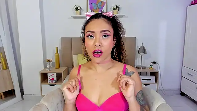 Zoe Gruber online show from June 26, 2026, 11:21 pm