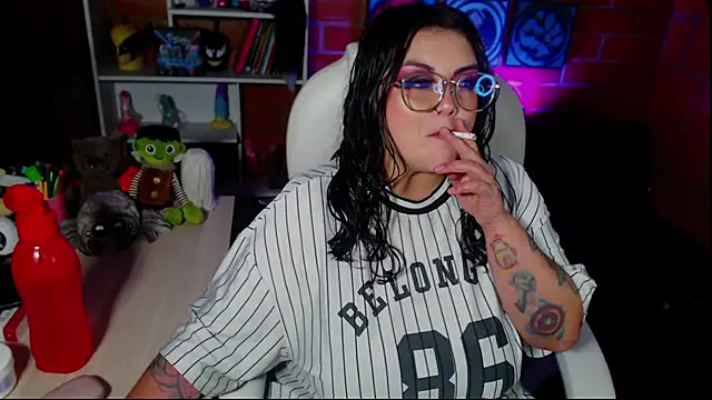 juliette rd online show from September 24, 2025, 3:24 am