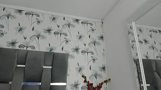 Ehotloveaxxx online show from September 23, 2025, 12:56 pm