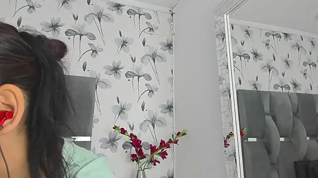 Ehotloveaxxx online show from October 7, 2025, 1:45 pm