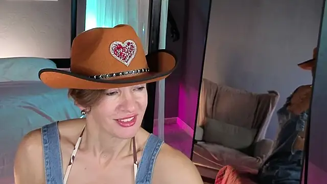 Dorothy Meyer online show from October 1, 2025, 4:28 am