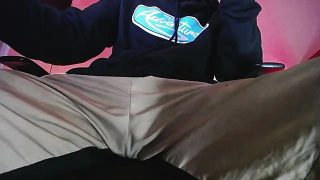 zacwatson  online show from February 7, 2026, 2:30 am