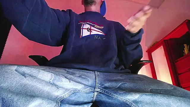 zacwatson  online show from December 19, 2025, 2:48 am