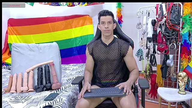 JoseRumbero26 online show from June 25, 2026, 12:21 pm