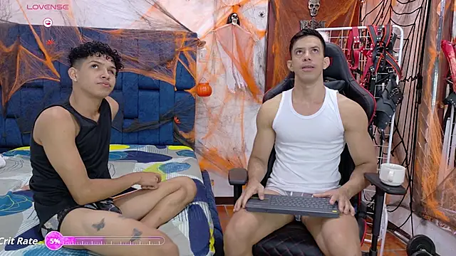 JoseRumbero26 online show from October 17, 2025, 12:29 pm