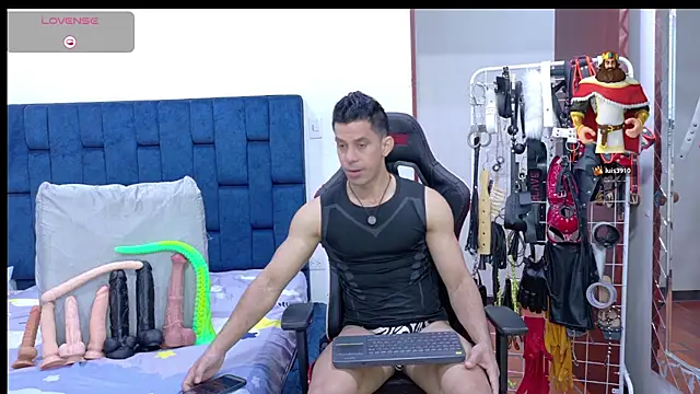 JoseRumbero26 online show from July 8, 2026, 11:55 am