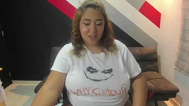 Snapshot of I_am_yours- chatting on March 21, 2025, 11:45 pm I am yours- online show from March 21, 2025, 11:45 pm