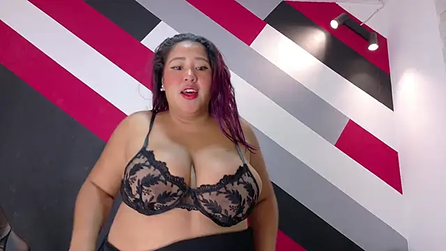 Snapshot of I_am_yours- chatting on December 20, 2025, 11:46 am I am yours- online show from December 20, 2025, 11:46 am