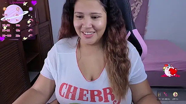 Snapshot of I_am_yours- chatting on July 13, 2026, 12:59 pm I am yours- online show from July 13, 2026, 12:59 pm