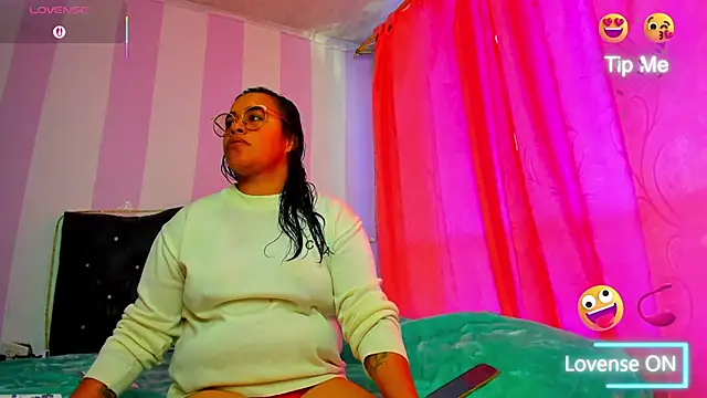 Snapshot of Tita_dirty chatting on January 7, 2026, 2:11 pm Tita dirty online show from January 7, 2026, 2:11 pm