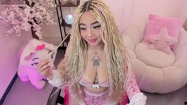 conny  curly online show from July 31, 2026, 8:06 pm