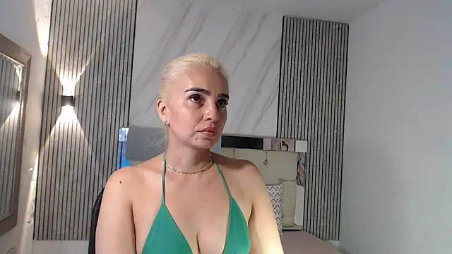 ashley  tylor online show from August 3, 2026, 6:47 pm
