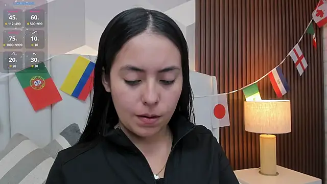 Julietasantos   online show from June 19, 2026, 6:36 pm