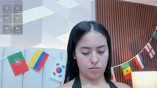 Julietasantos   online show from June 13, 2026, 6:28 pm