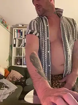 Snapshot of Fuckbuddy36 chatting on March 9, 2026, 10:13 pm Fuckbuddy36 online show from March 9, 2026, 10:13 pm