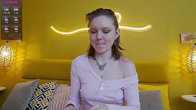 lessysweety online show from October 13, 2025, 3:30 am