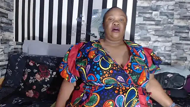 BigHotMatureXx online show from September 24, 2025, 8:43 am